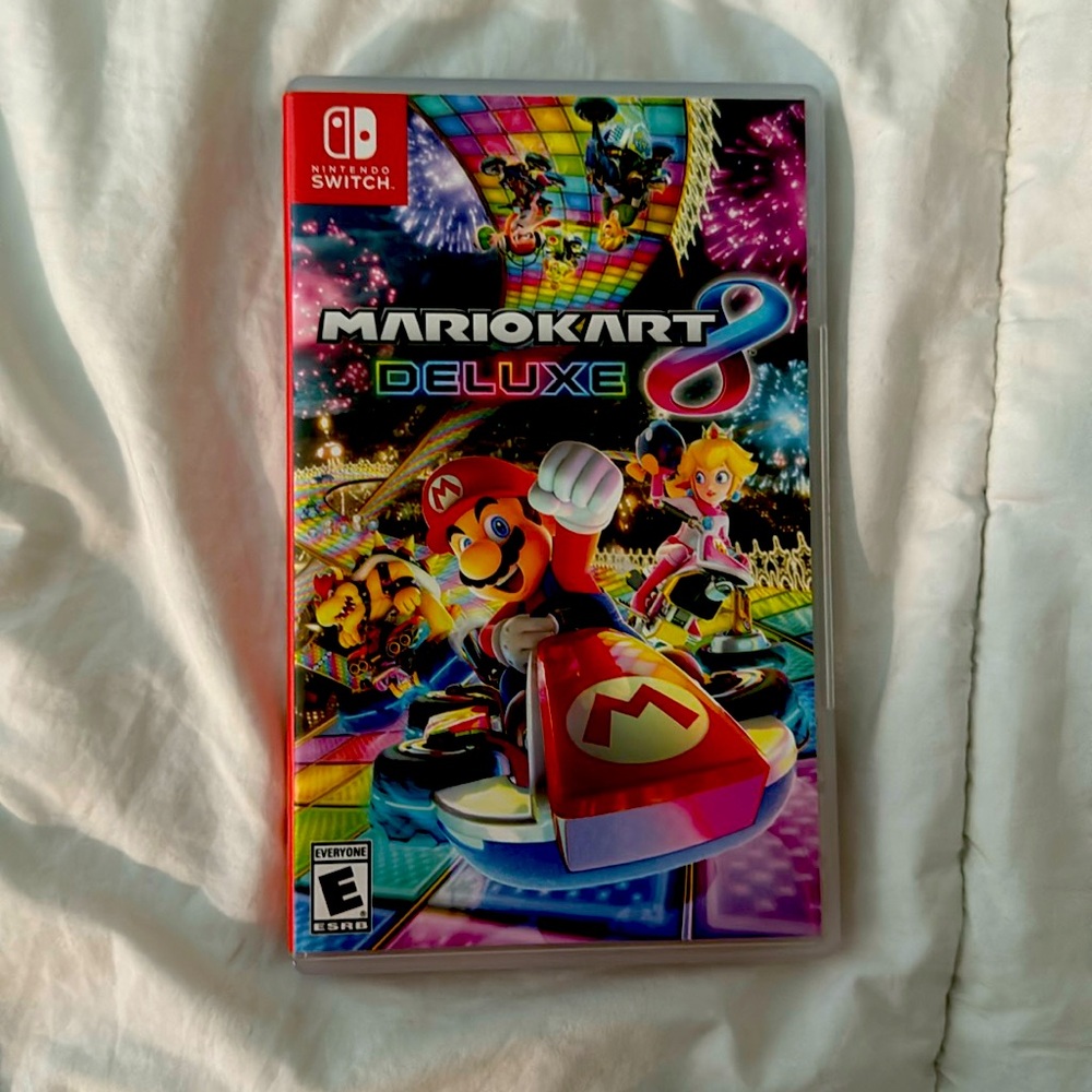 Nintendo Switch Mario Kart Deluxe 8 Game